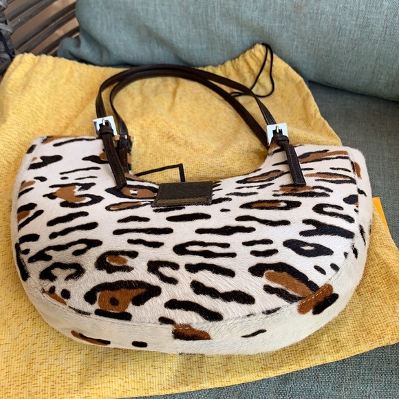 FENDI leopard print shoulder bag - Picture 9 of 14